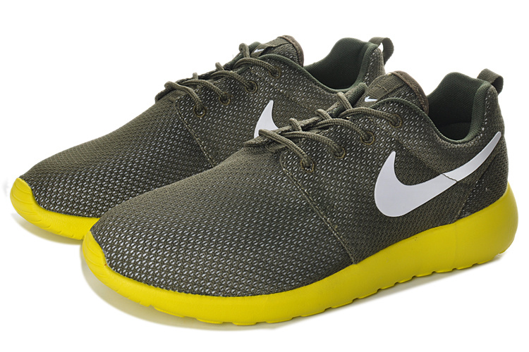 roshe run rouge homme